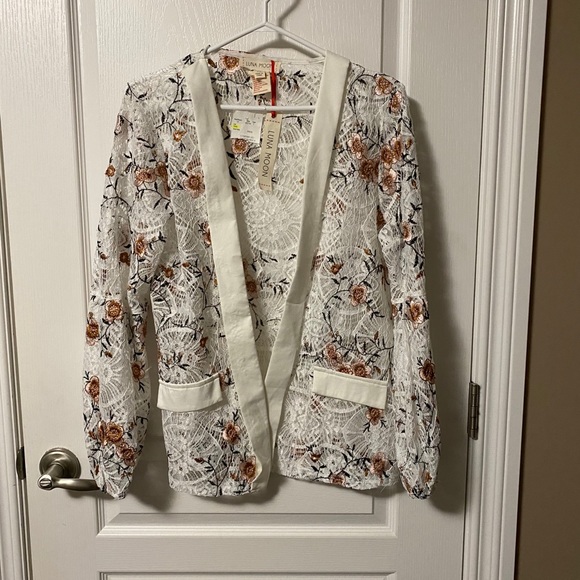 NWT lightweight blazer